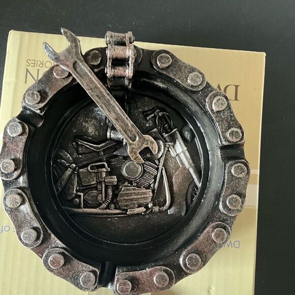Brand New DWK Motörhead Motorcycle Ashtray Collectible Bikers Mechanics - Picture 7 of 9